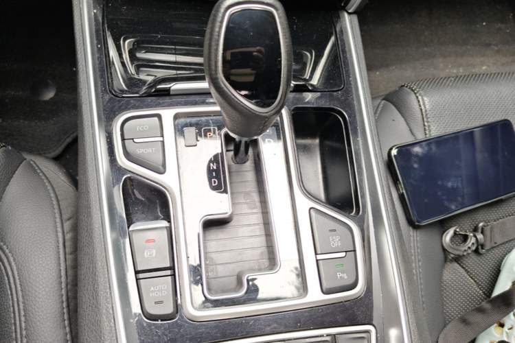 Used Geely Auto Emgrand GT 2017 1.8T Luxury Model Gear Lever