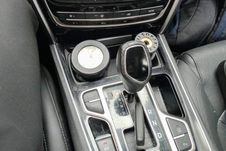 Used Geely Auto Emgrand GT 2017 1.8T Luxury Model Gear Lever