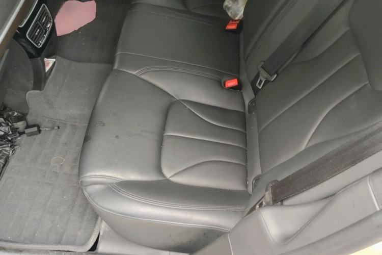 Used Geely Auto Emgrand GT 2017 1.8T Luxury Model Left Rear Seat