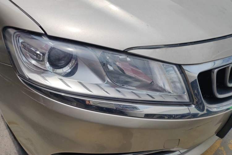 Used Geely Auto Emgrand GT 2017 1.8T Luxury Model Right Front Headlight