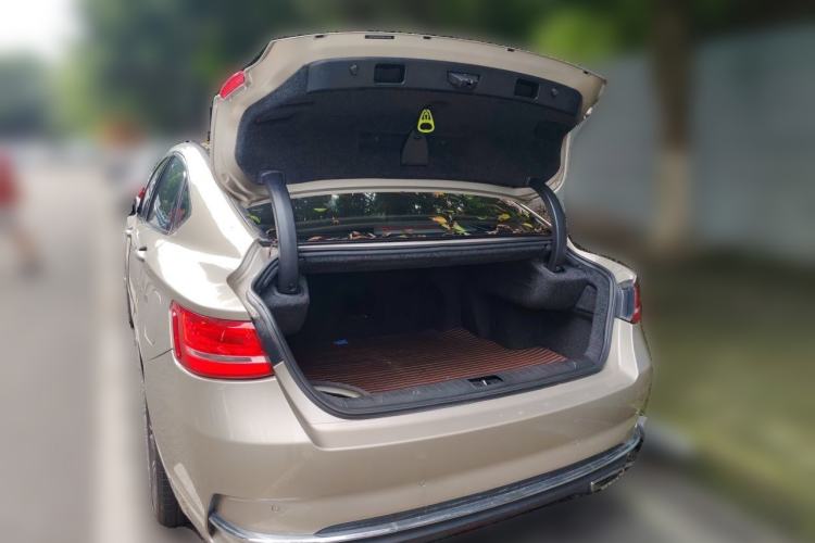 Used Geely Auto Emgrand GT 2017 1.8T Luxury Model Trunk