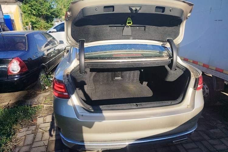 Used Geely Auto Emgrand GT 2017 2.4L Comfort Model Trunk