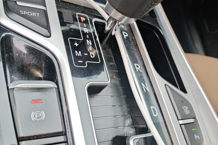 Used Geely Auto Emgrand GT 2017 1.8T Luxury Model Vehicle Key