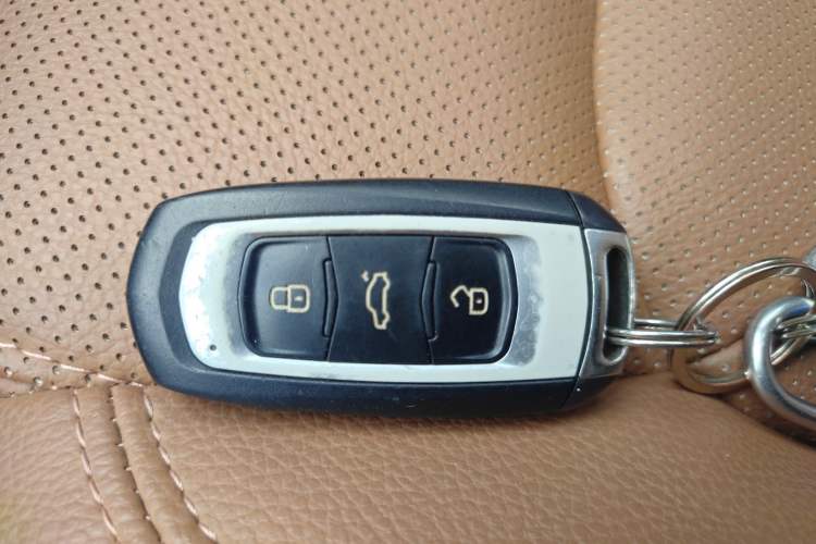 Used Geely Auto Emgrand GT 2017 1.8T Luxury Model Vehicle Key