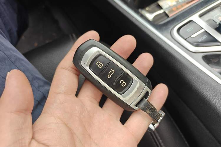Used Geely Auto Emgrand GT 2017 2.4L Comfort Model Vehicle Key