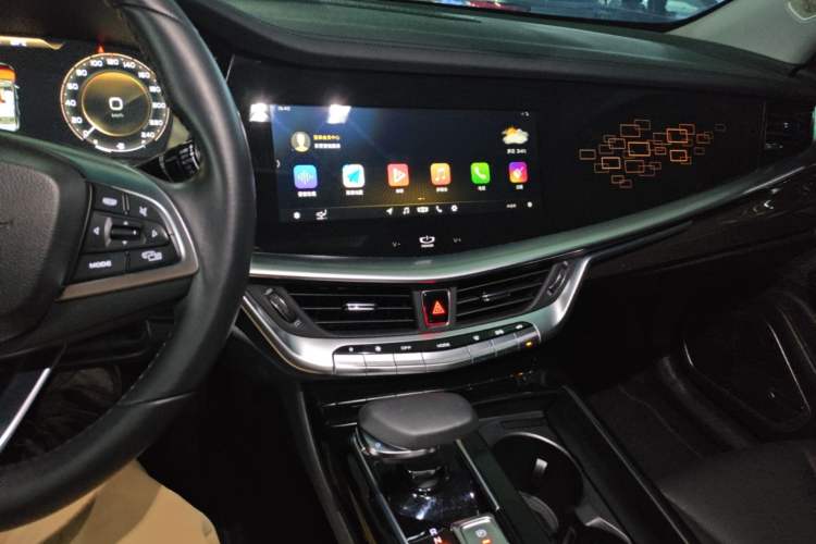 Used Geely Auto Emgrand GT 2018 1.5T MHEV Yaoxiang Edition Audio And AC Panel