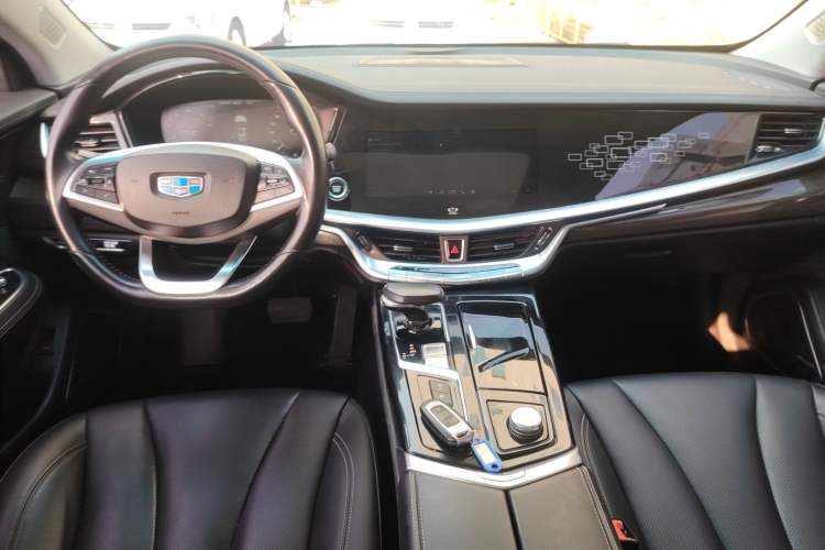 Used Geely Auto Emgrand GT 2018 1.5T MHEV Yaoxiang Edition Center Console
