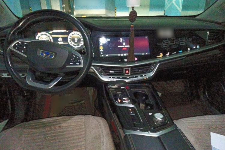 Used Geely Auto Emgrand GT 2018 1.5T MHEV Yaoxiang Edition Center Console