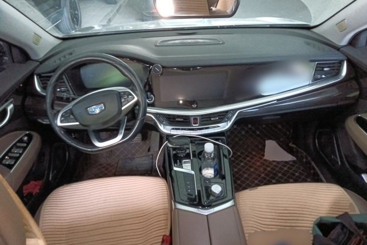 Used Geely Auto Emgrand GT 2018 1.5T MHEV Yaozhi Edition Center Console