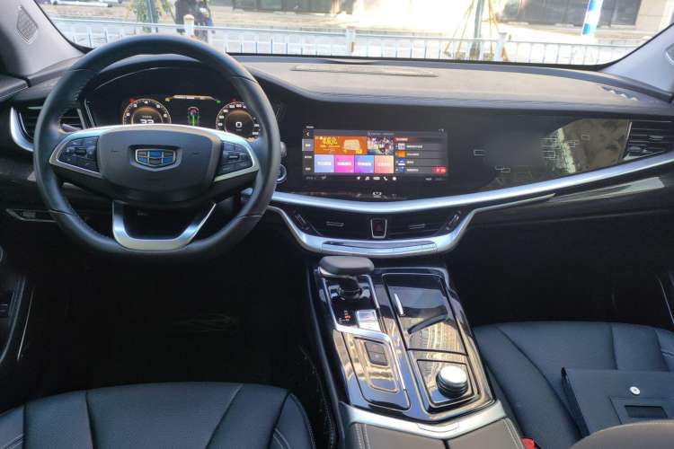 Used Geely Auto Emgrand GT 2018 1.5T MHEV Yaoxiang Edition Center Console