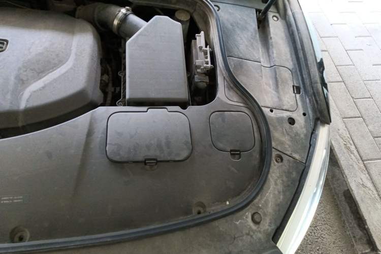 Used Geely Auto Emgrand GT 2018 1.5T MHEV Yaozhi Edition Engine Bay Left