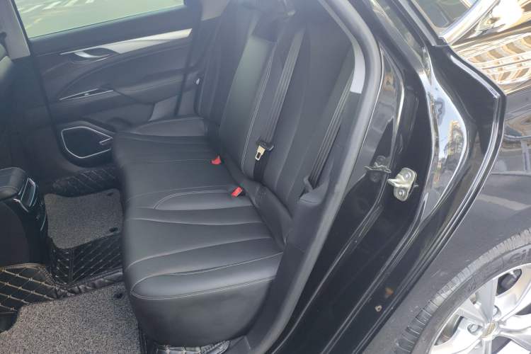Used Geely Auto Emgrand GT 2018 1.5T MHEV Yaoxiang Edition Left Rear Seat