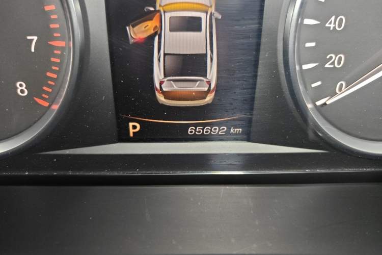 Used Geely Auto Emgrand GT 2018 1.8T Comfort Smart Leading Edition Odometer Close Up