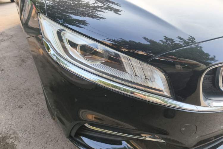 Used Geely Auto Emgrand GT 2018 1.5T MHEV Shining Edition Right Front Headlight