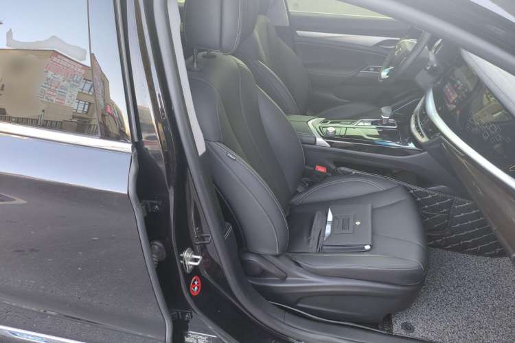 Used Geely Auto Emgrand GT 2018 1.5T MHEV Yaoxiang Edition Right Front Seat