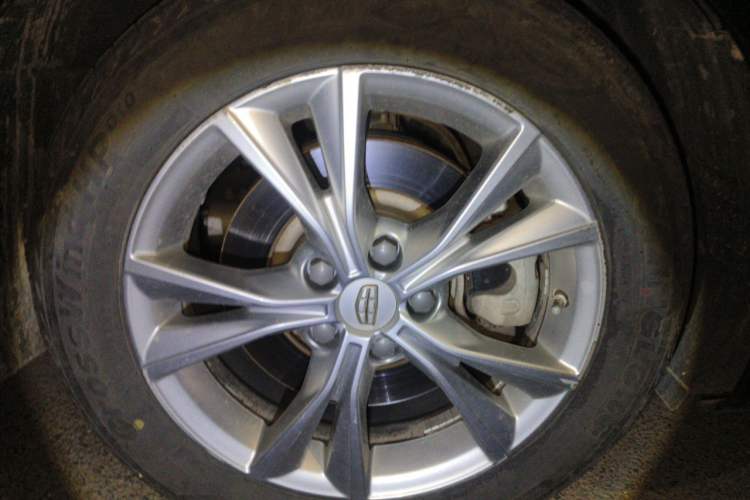 Used Geely Auto Emgrand GT 2018 1.5T MHEV Yaoxiang Edition Right Front Wheel Hub