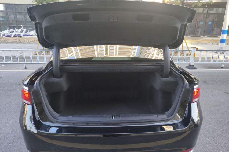 Used Geely Auto Emgrand GT 2018 1.5T MHEV Yaoxiang Edition Trunk