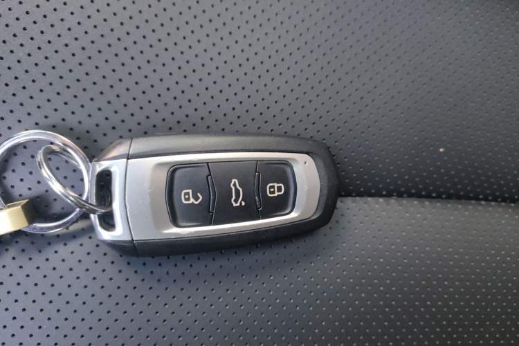 Used Geely Auto Emgrand GT 2018 1.5T MHEV Yaoxiang Edition Vehicle Key