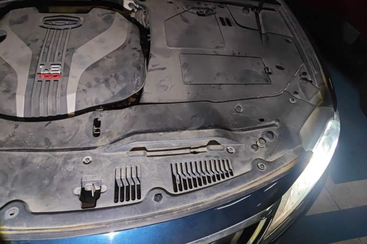 Used Geely Auto Emgrand GT 2018 1.8T Comfort Smart Leading Edition Engine Bay Left