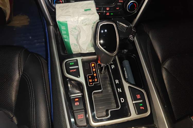 Used Geely Auto Emgrand GT 2018 1.8T Comfort Smart Leading Edition Gear Lever
