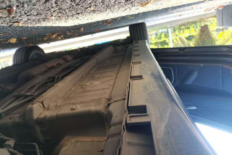 Used Geely Auto Emgrand GT 2018 1.8T Comfort Smart Leading Edition Left Side Sill