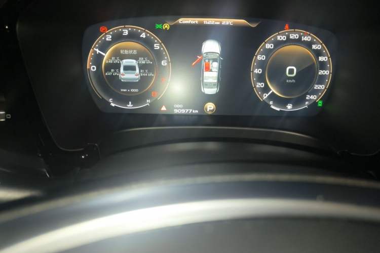 Used Geely Auto Emgrand GT 2018 1.5T MHEV Yaozun Edition Odometer Close Up