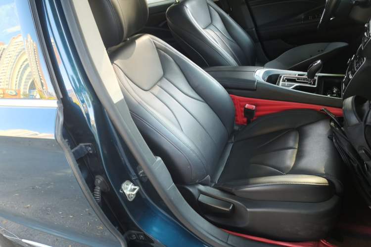 Used Geely Auto Emgrand GT 2018 1.8T Comfort Smart Leading Edition Right Front Seat