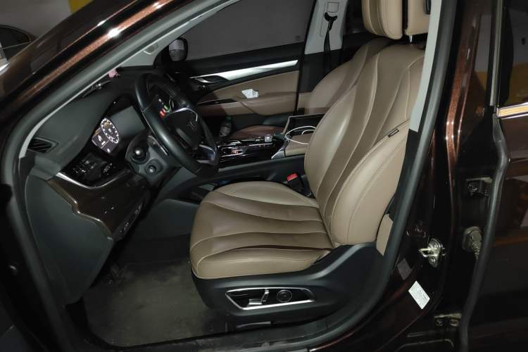 Used Geely Auto Emgrand GT 2018 1.5T MHEV Yaozun Edition
