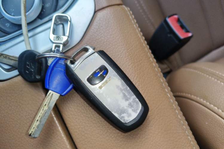 Used Geely Auto Emgrand GT 2018 1.8T Zunshang Zhiling Edition Vehicle Key