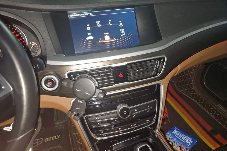 Used Geely Auto Emgrand GT 2018 1.8T Zunshang Zhiling Edition Audio And AC Panel