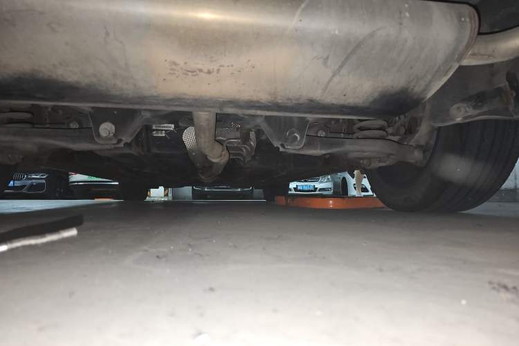 Used Geely Auto Emgrand GT 2018 1.8T Zunshang Zhiling Edition Chassis Rear