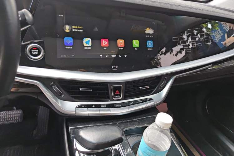Used Geely Auto Emgrand GT 2018 1.5T MHEV Yaoxiang Edition Audio And AC Panel