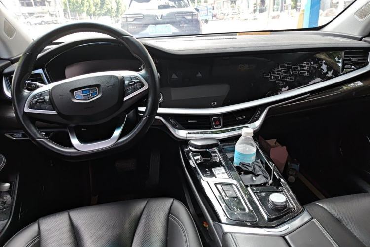 Used Geely Auto Emgrand GT 2018 1.5T MHEV Yaoxiang Edition Center Console