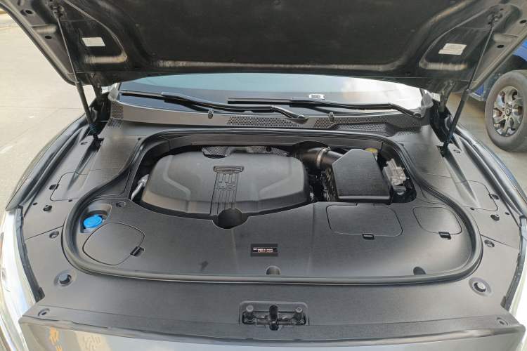 Used Geely Auto Emgrand GT 2018 1.5T MHEV Yaozhi Edition Engine Bay