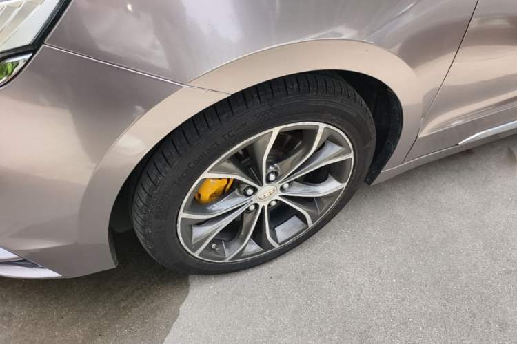 Used Geely Auto Emgrand GT 2018 1.5T MHEV Yaozhi Edition Exterior 4