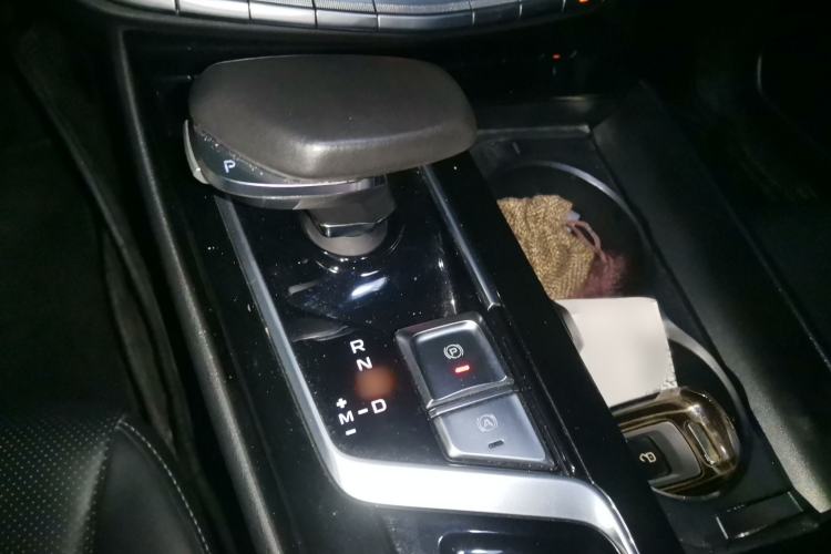 Used Geely Auto Emgrand GT 2018 1.5T MHEV Yaoxiang Edition Gear Lever