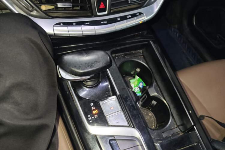 Used Geely Auto Emgrand GT 2018 1.5T MHEV Yaozhi Edition Gear Lever
