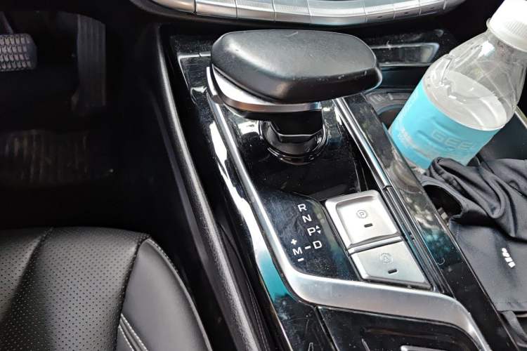 Used Geely Auto Emgrand GT 2018 1.5T MHEV Yaoxiang Edition Gear Lever