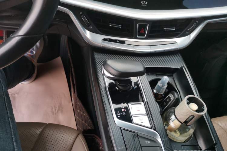 Used Geely Auto Emgrand GT 2018 1.5T MHEV Yaozun Edition Gear Lever
