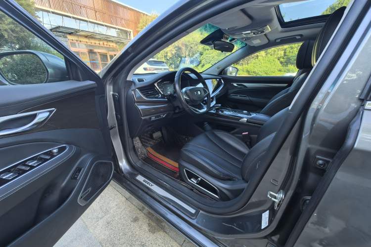 Used Geely Auto Emgrand GT 2018 1.5T MHEV Yaoxiang Edition Interior 2