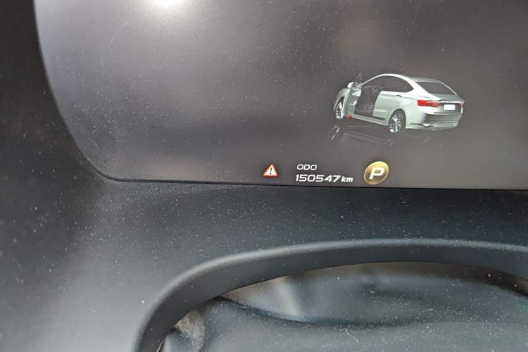 Used Geely Auto Emgrand GT 2018 1.5T MHEV Yaoxiang Edition Odometer Close Up