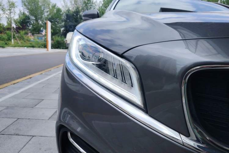 Used Geely Auto Emgrand GT 2018 1.5T MHEV Yaoxiang Edition Right Front Headlight