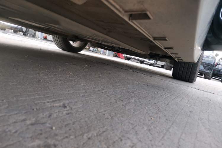 Used Geely Auto Emgrand GT 2018 1.5T MHEV Yaozun Edition Right Side Sill