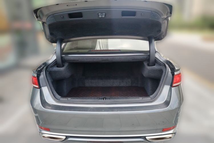 Used Geely Auto Emgrand GT 2018 1.5T MHEV Yaoxiang Edition Trunk