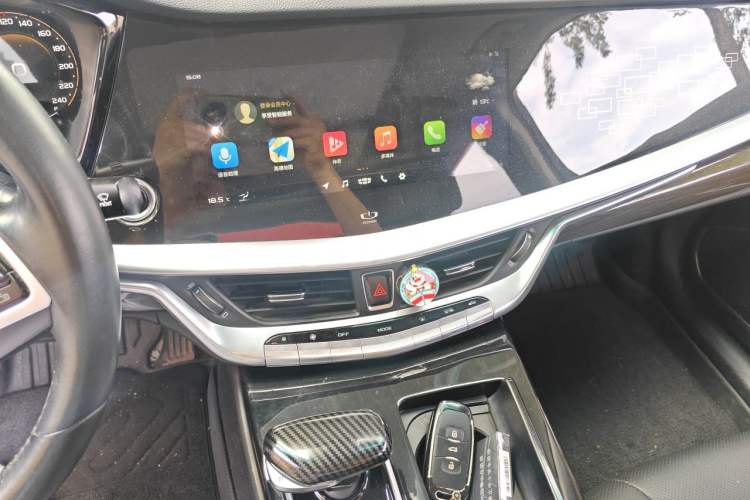 Used Geely Auto Emgrand GT 2018 1.5T MHEV Yaoxiang Edition Audio And AC Panel