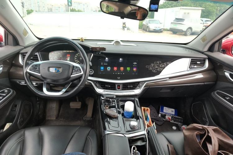 Used Geely Auto Emgrand GT 2018 1.5T MHEV Yaoxiang Edition Center Console