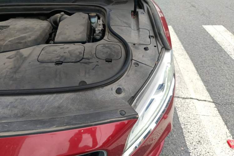 Used Geely Auto Emgrand GT 2018 1.5T MHEV Yaoxiang Edition Engine Bay Left