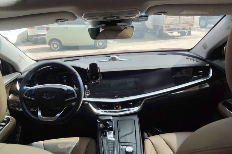 Used Geely Auto Emgrand GT 2018 1.5T MHEV Yaozun Edition Interior 1