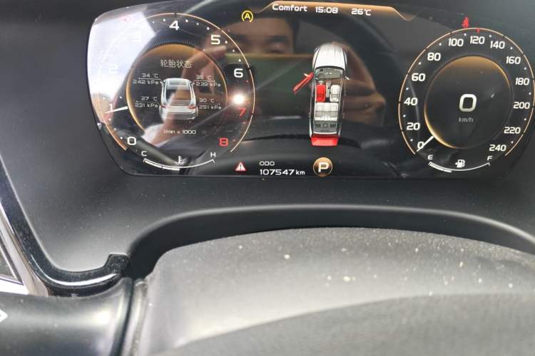 Used Geely Auto Emgrand GT 2018 1.5T MHEV Yaoxiang Edition Odometer Close Up