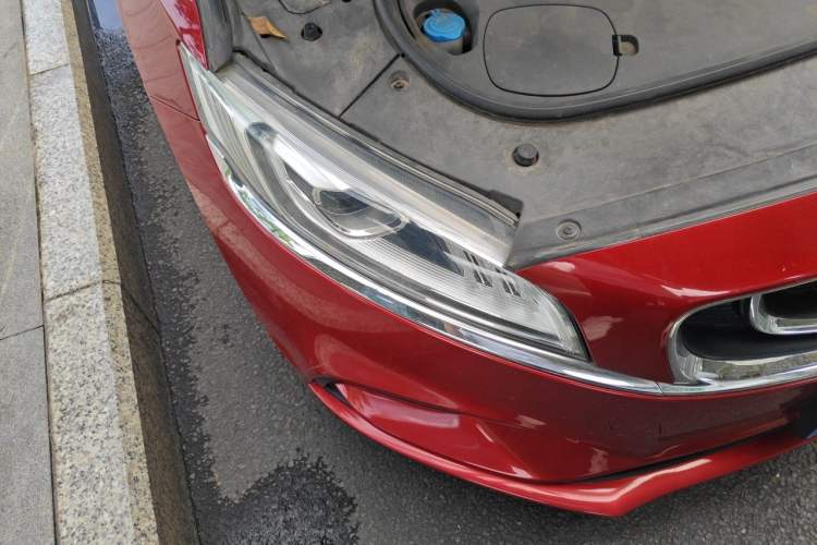 Used Geely Auto Emgrand GT 2018 1.5T MHEV Yaoxiang Edition Right Front Headlight